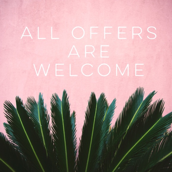 Free People Other - 💕 I’M OPEN TO ALL OFFERS! 💕